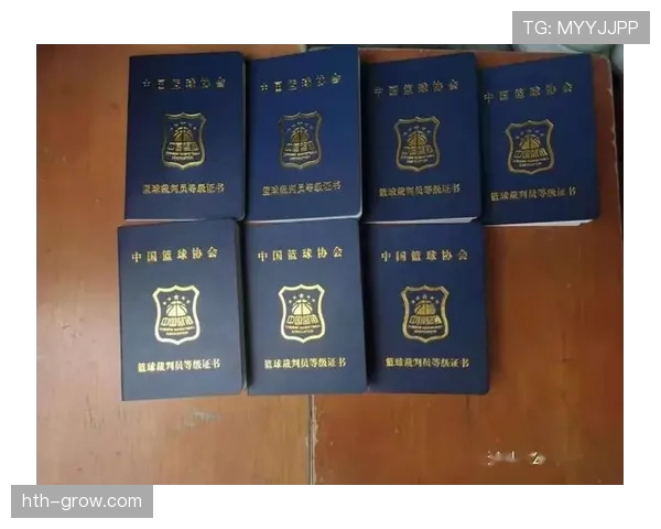 详解篮球争议球处理规则与裁判现场执裁判定标准及流程 详解篮球争议球处理规则与裁判现场执裁判定标准及流程